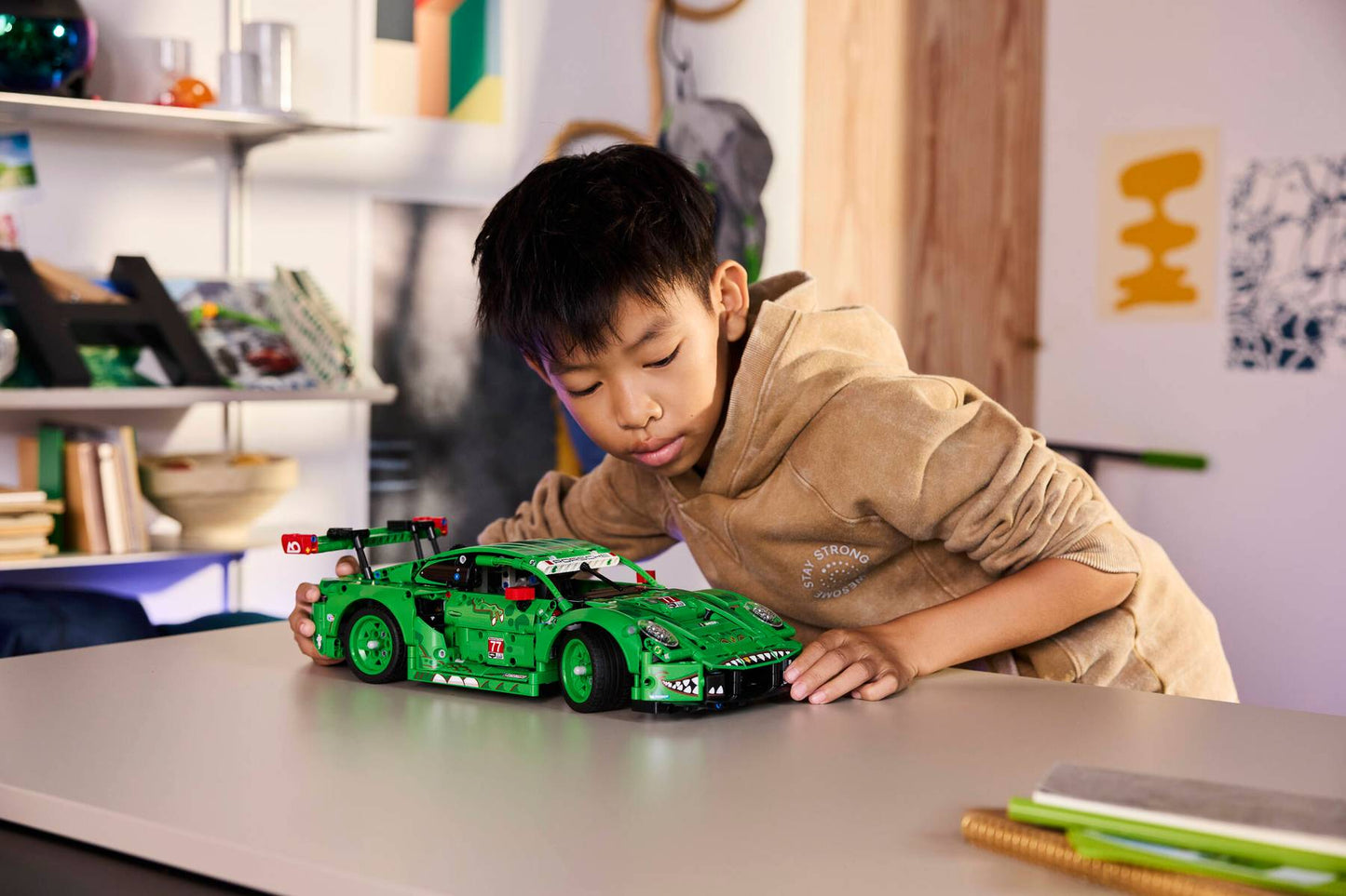 LEGO TECHNIC Porsche 911 GT3 R REXY AO Racing Car #42224