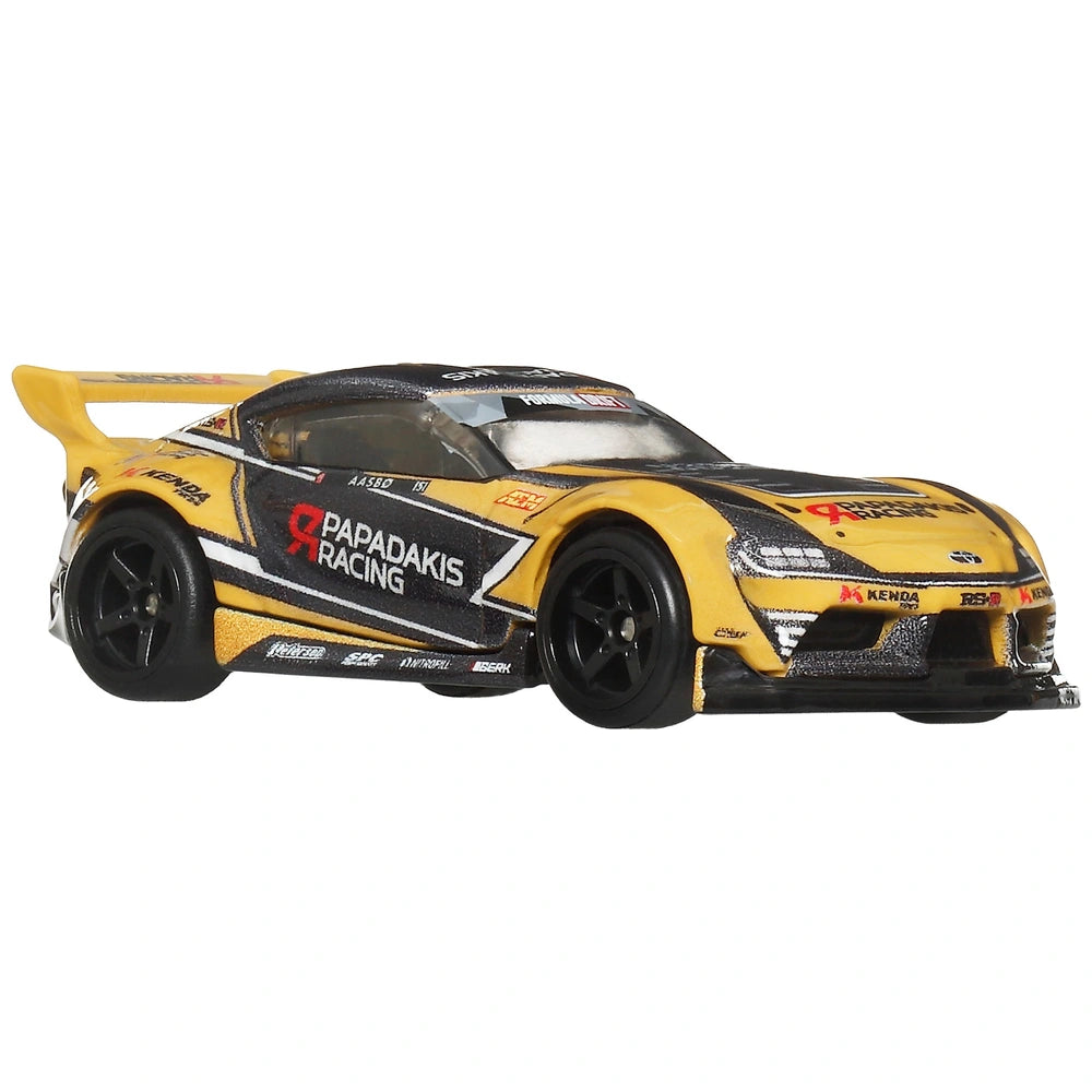 Hot Wheels Premium Team Transport 20 Toyota GR Supra & Fleet Street