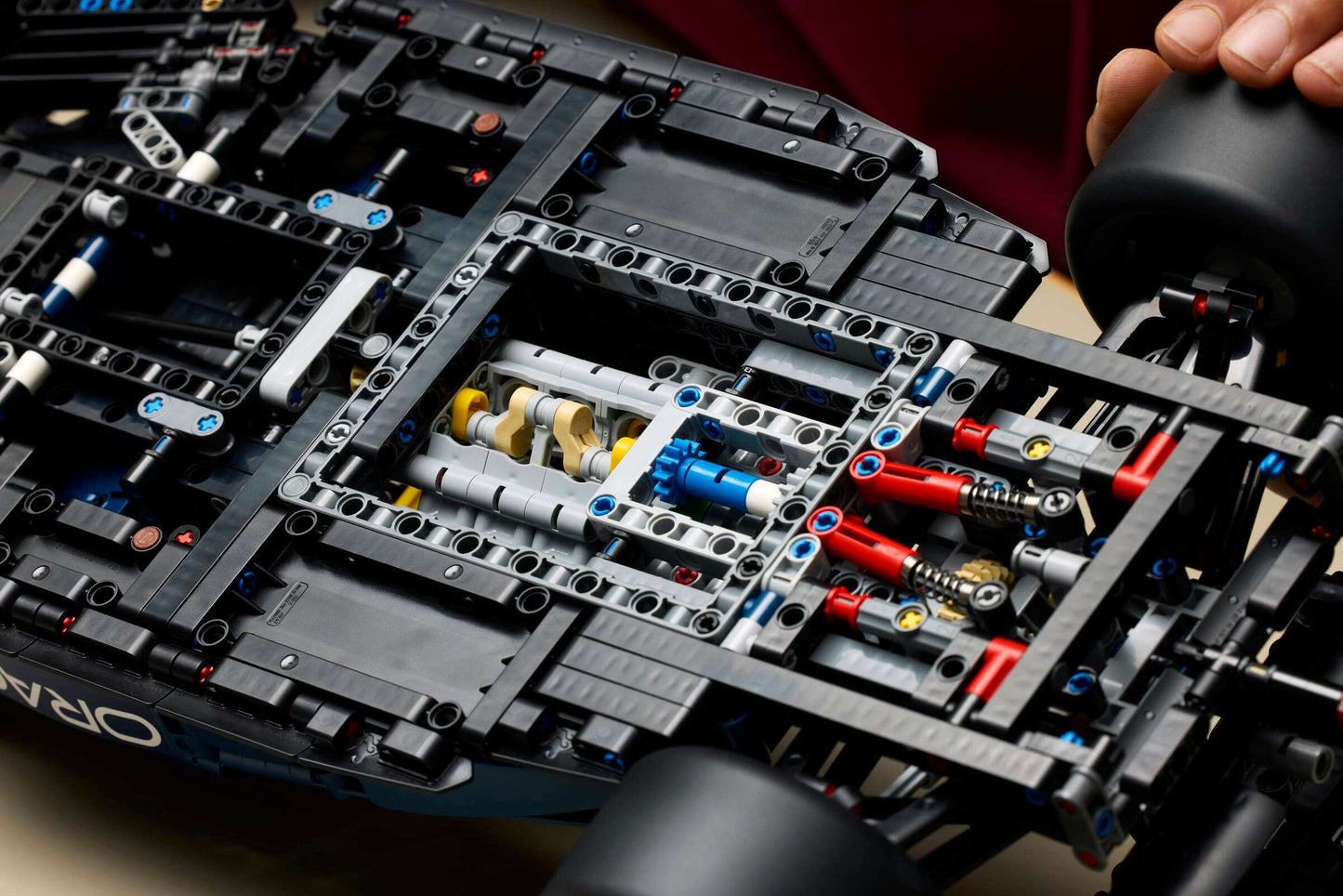 LEGO Technic ORACLE RED BULL RACING RB20 F1 42206