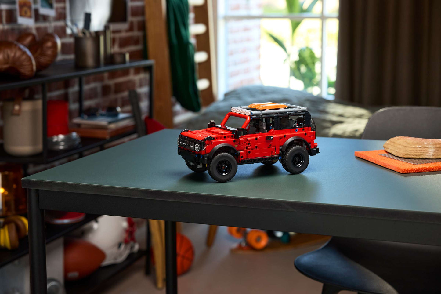 LEGO TECHNIC Ford Bronco SUV #42213
