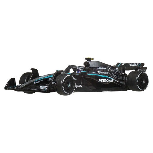 Hot Wheels Premium Mercedes-AMG PETRONAS Formula 1® 2025 Team of Russell And Antonelli 2 Pack Car #63 and #12