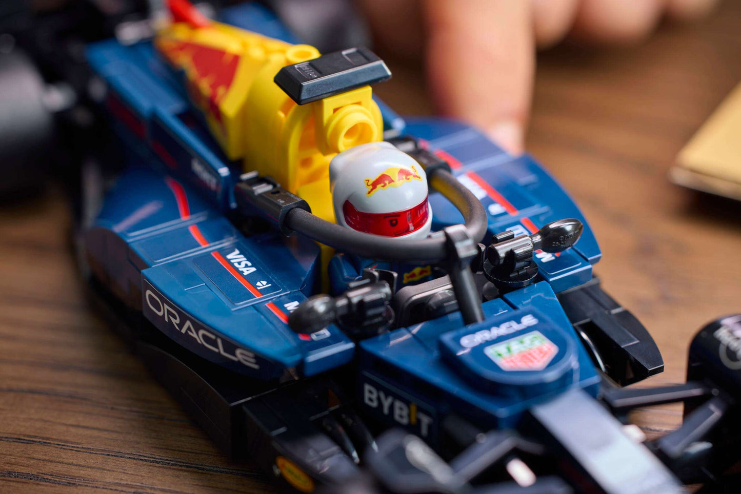 Oracle Red Bull Racing RB20 F1 Race Car LEGO Speed Champions
