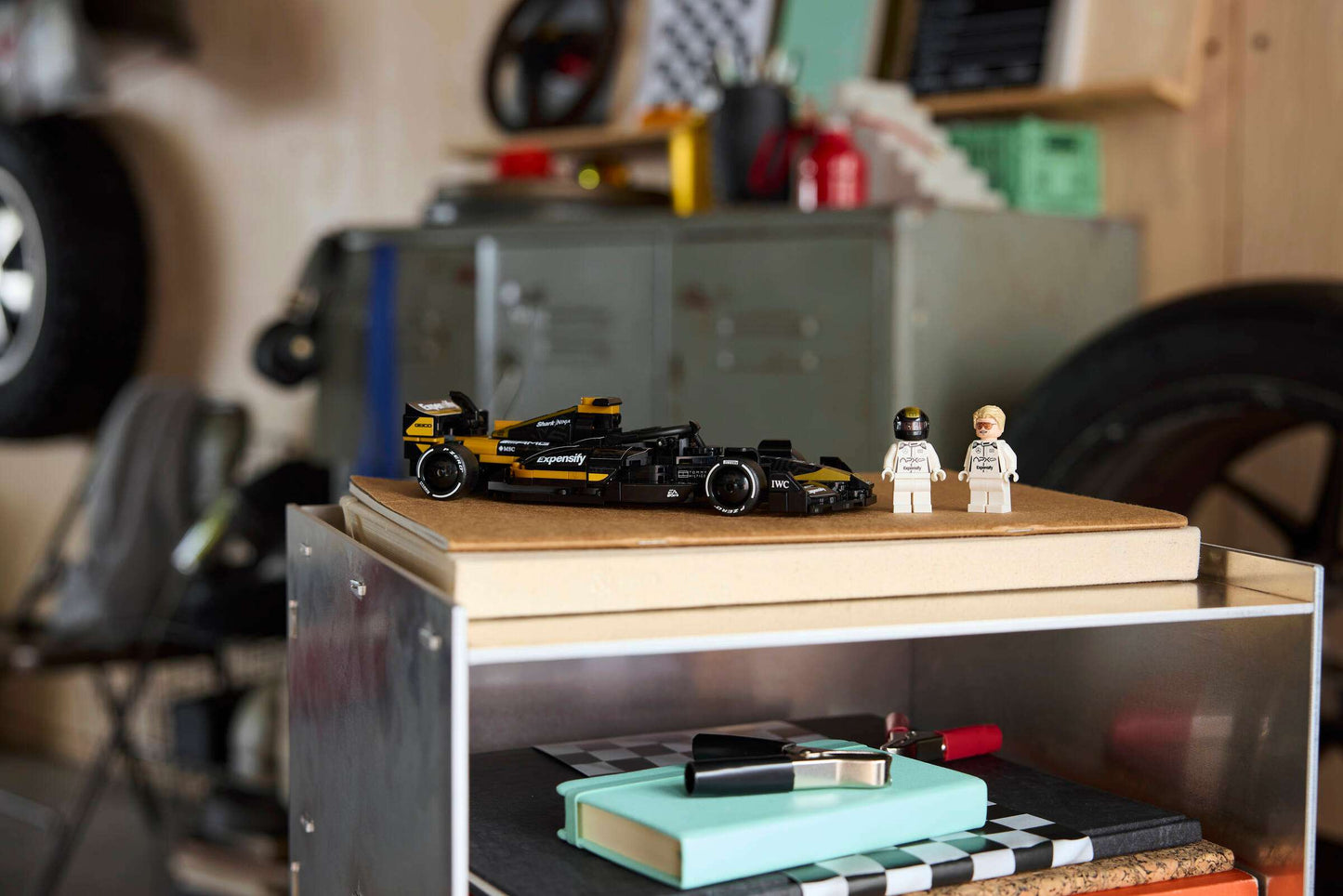 APXGP Team Race Car from F1 The Movie LEGO Speed Champions